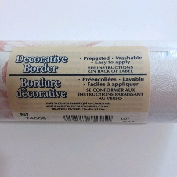 Decorative Floral Prepasted Wallpaper Border (2ct) - Picture 4 of 5